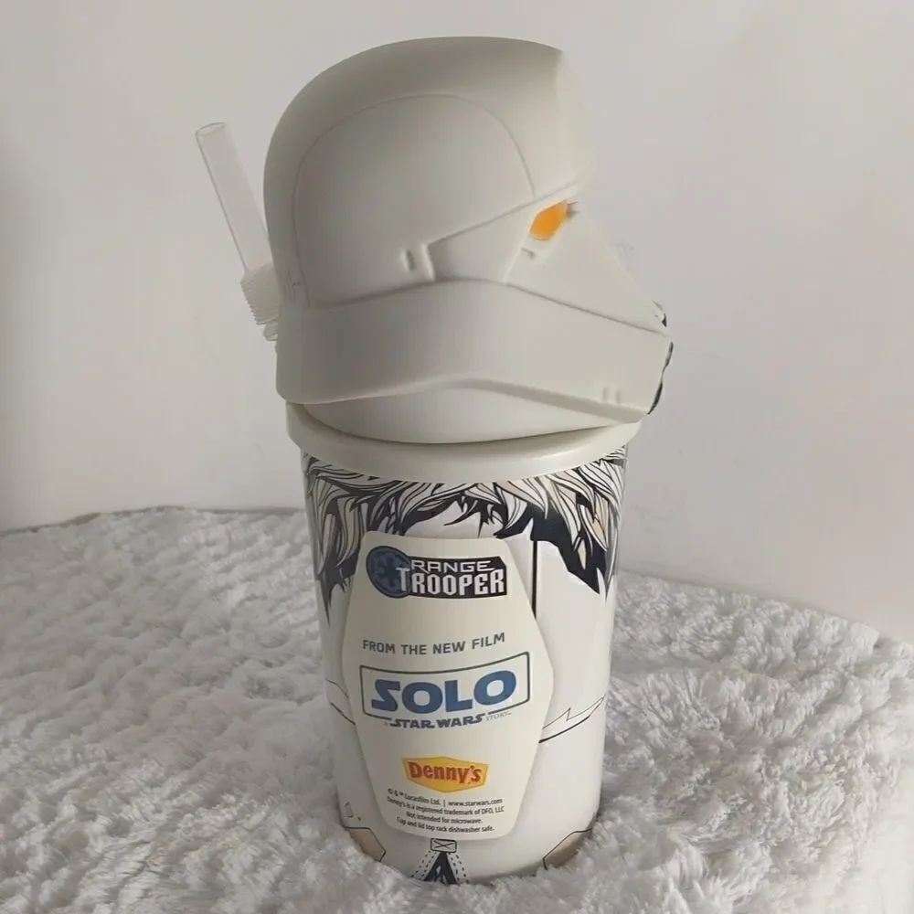 Star Wars Cup - Picture 9 of 9
